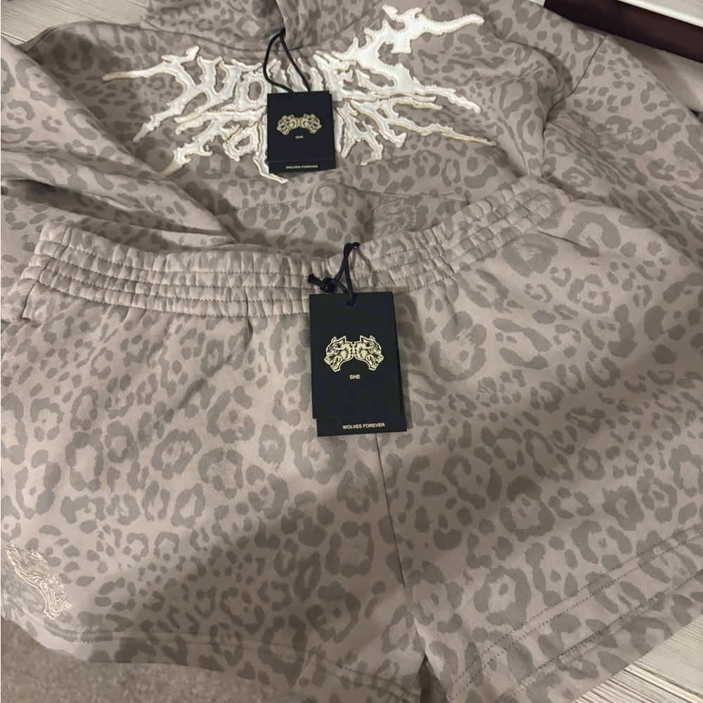 Darc Sport set NWT hoodie size Small, shorts size Medium
